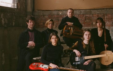 Zoe Heselton et Sister Outsider Point of No Return