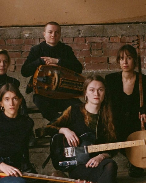 Zoe Heselton et Sister Outsider Point of No Return