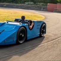 Classiques en mouvement ! Rassemblement sur l'autodrome