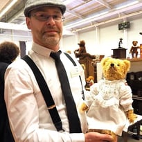 Démonstration participative : Comment fabriquer et restaurer un ours en peluche?