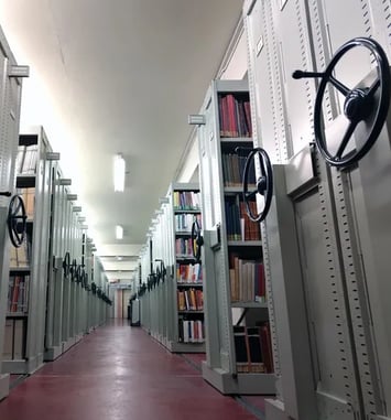 Visite des coulisses de la bibliothèque