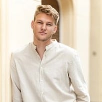 Robin Léon