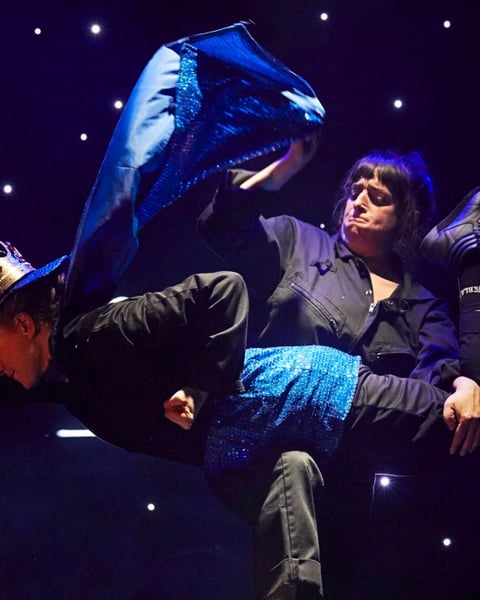 Spectacle : Kosmos - Jasmina Douieb & Lara Hubinont